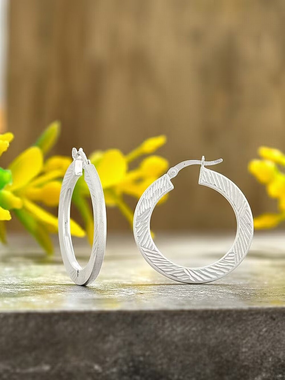 30mm Diamond-cut Hoop Earrings in Sterling Silver 3.10 Grams - NEW